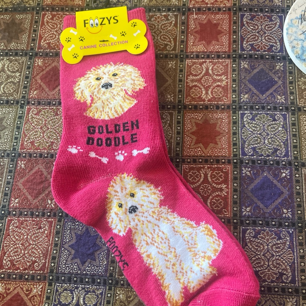 Pink Golden Doodle Dog Socks foozys women size 9-11 new